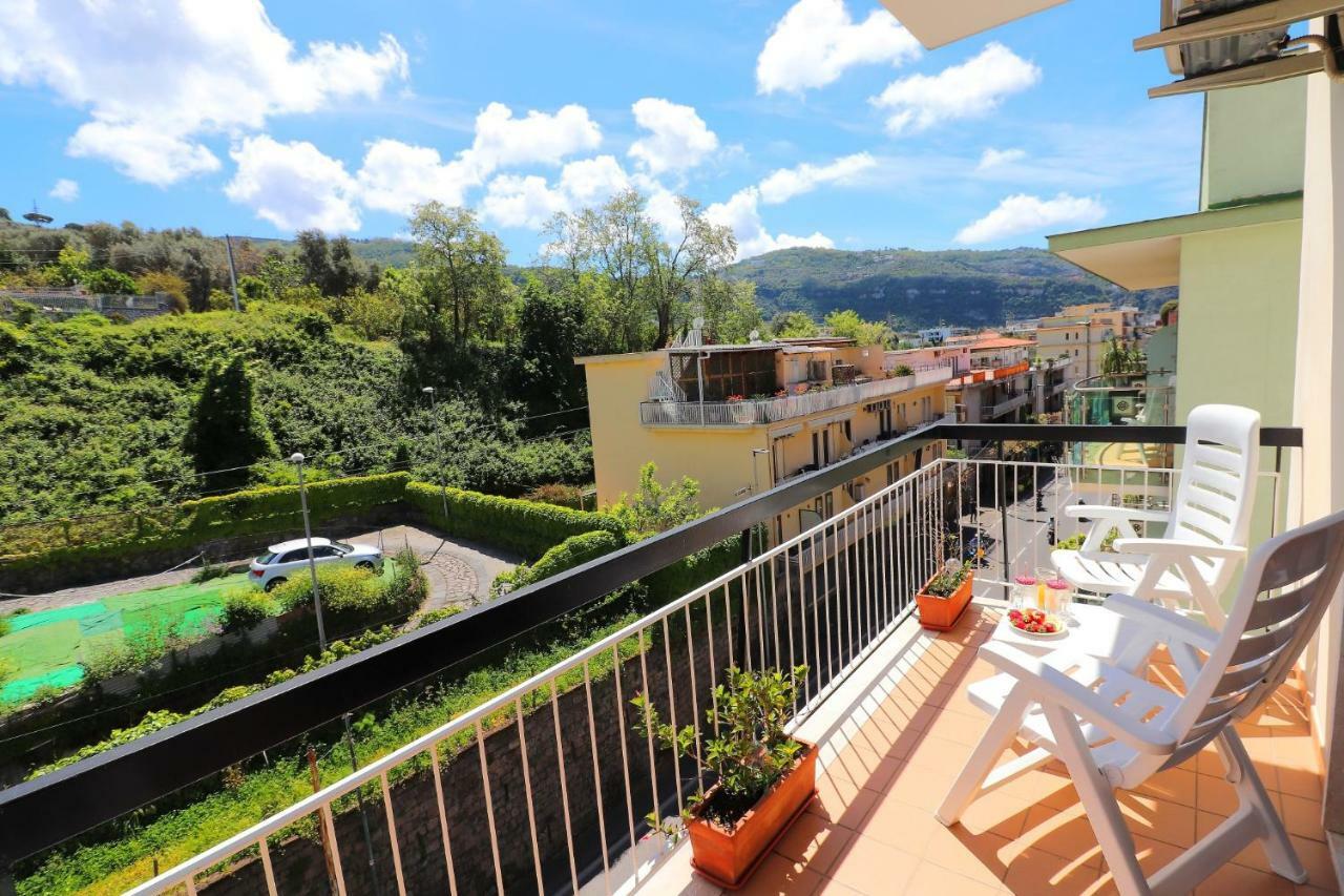 Apartament Marescala Vacation - Casa Sorrentissima Zewnętrze zdjęcie